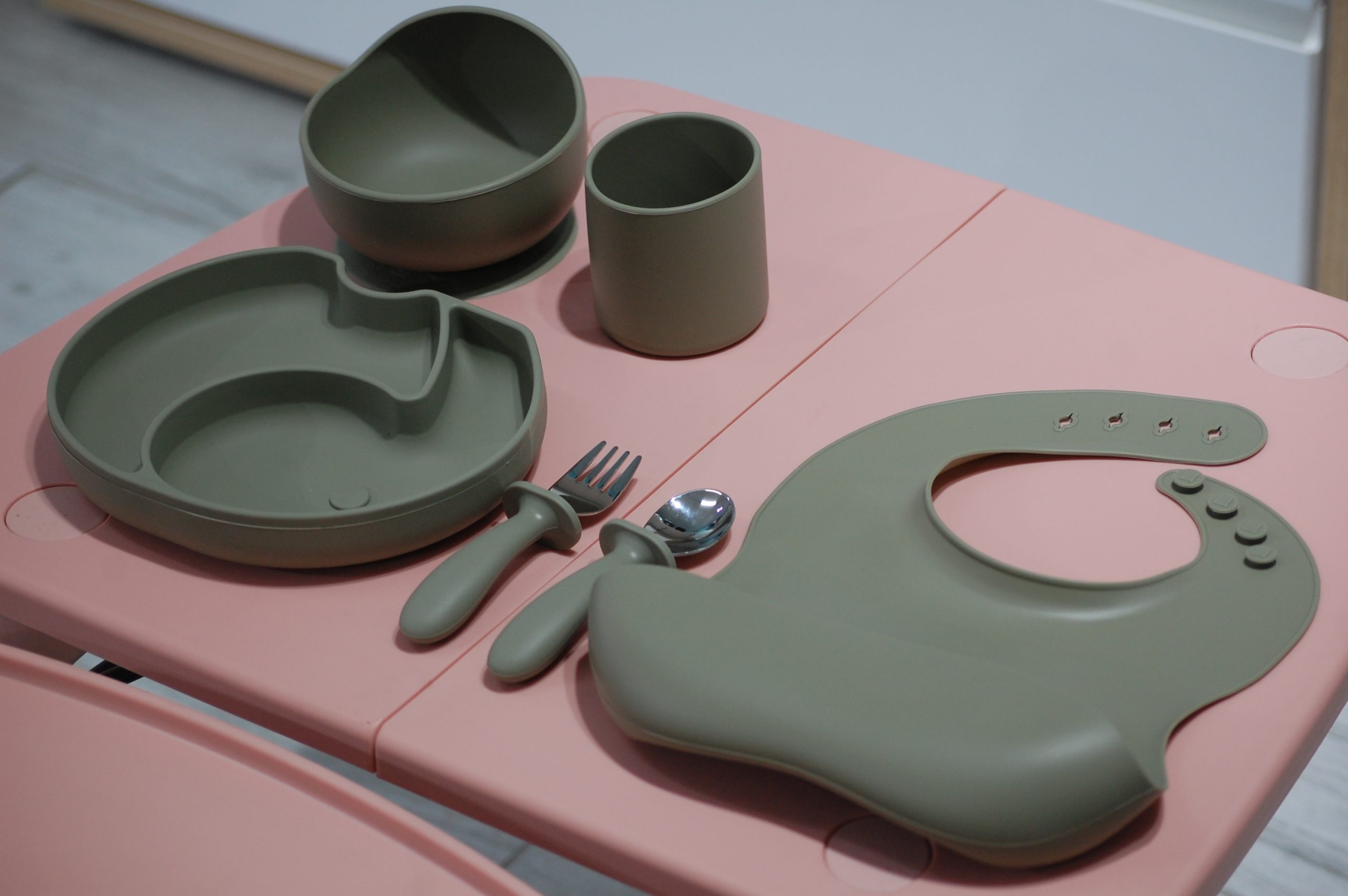 6-Piece Silicone Dinner Set - Image 2