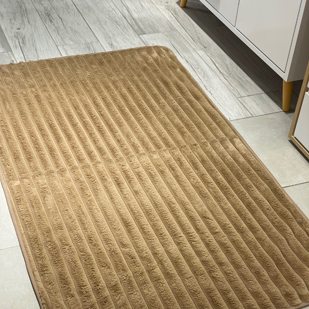 Kiddies Fur Rugs - Image 6