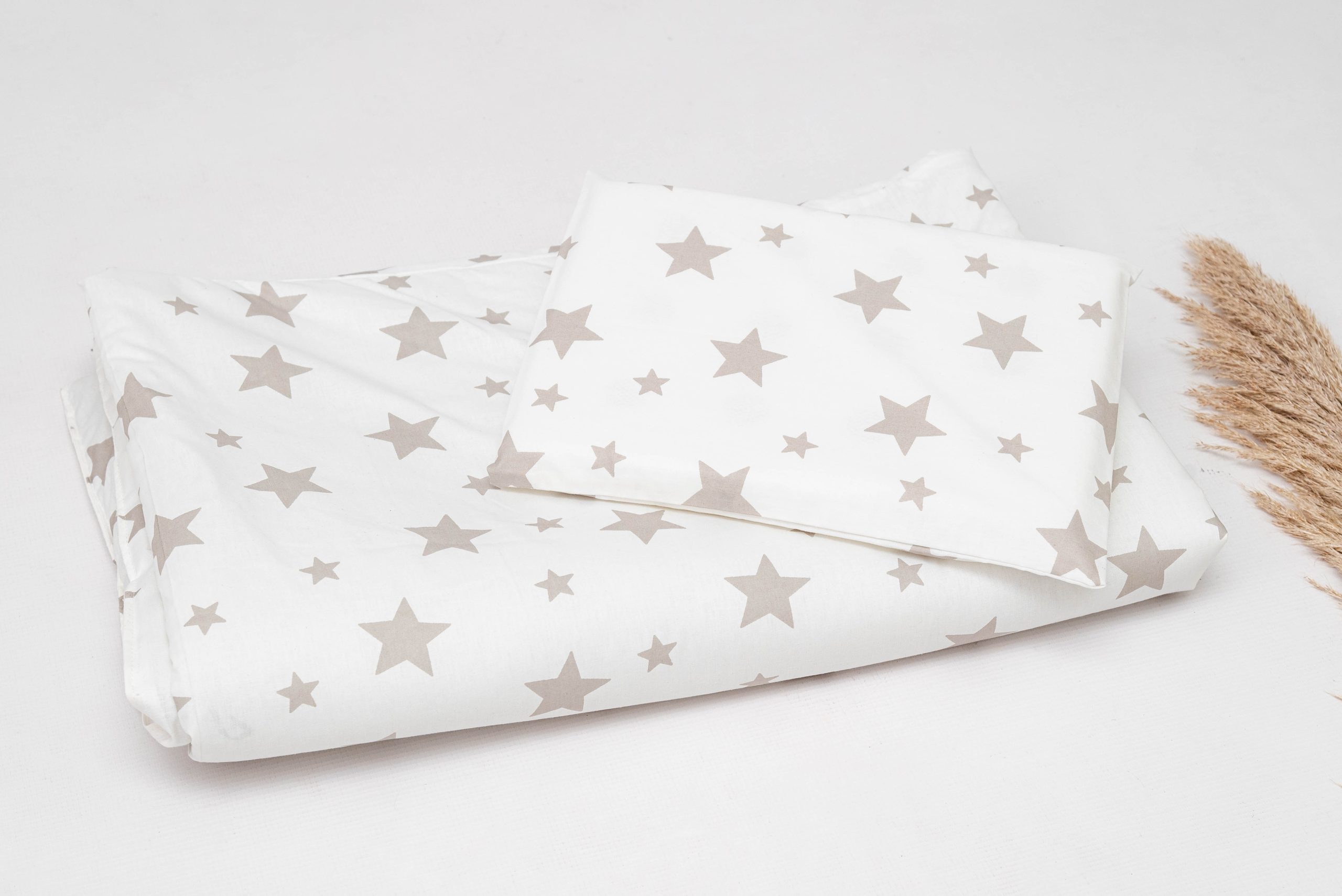 Baby Haven Baby Cot Duvet Set - Beige Stars - Image 5